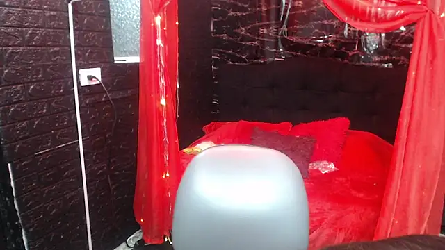 Snapshot of mia_778 chatting on September 18, 2025, 1:24 pm mia 778 online show from September 18, 2025, 1:24 pm