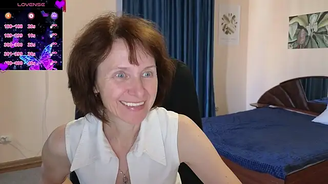 Lia Tito online show from September 13, 2025, 5:29 am