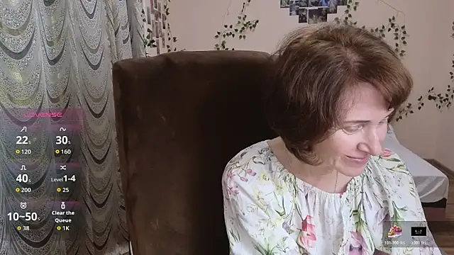 Lia Tito online show from November 18, 2025, 2:32 pm