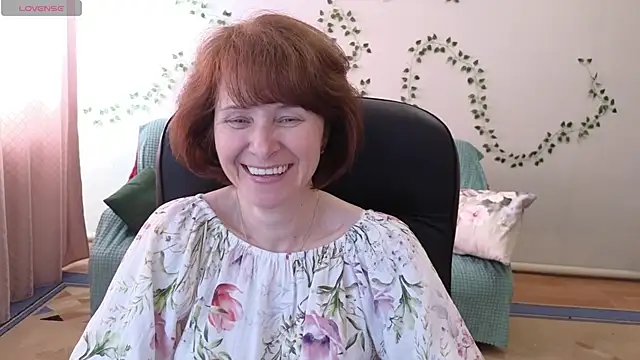 Snapshot of Lia_Tito chatting on June 4, 2026, 6:08 am Lia Tito online show from June 4, 2026, 6:08 am