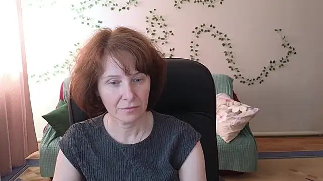 Snapshot of Lia_Tito chatting on June 10, 2026, 6:34 am Lia Tito online show from June 10, 2026, 6:34 am