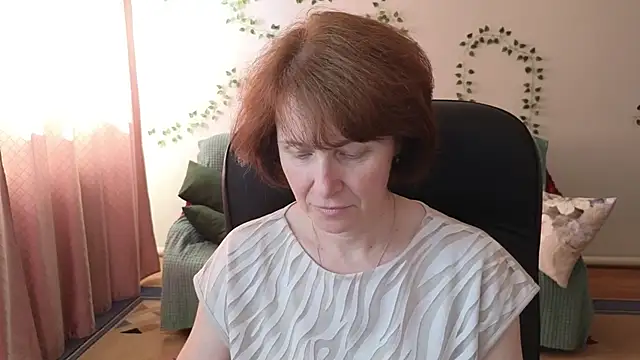 Snapshot of Lia_Tito chatting on June 12, 2026, 6:34 am Lia Tito online show from June 12, 2026, 6:34 am
