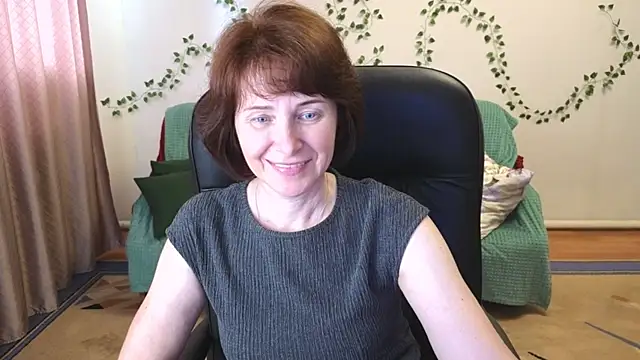 Snapshot of Lia_Tito chatting on June 16, 2026, 12:41 pm Lia Tito online show from June 16, 2026, 12:41 pm