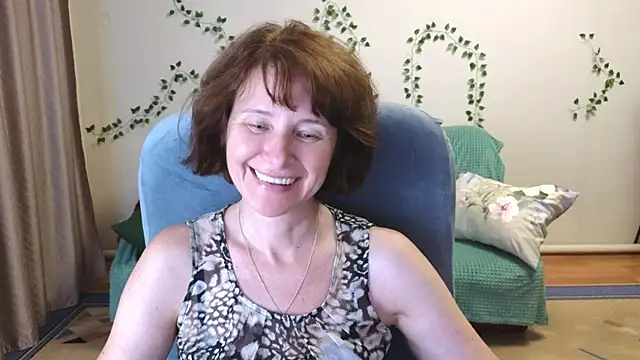Snapshot of Lia_Tito chatting on July 28, 2026, 4:39 pm Lia Tito online show from July 28, 2026, 4:39 pm