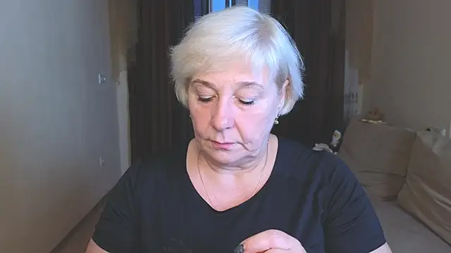 Milana Milky online show from October 28, 2025, 5:11 am