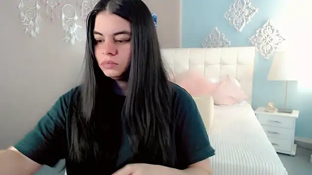 maddissonivanova online show from January 7, 2026, 7:05 pm