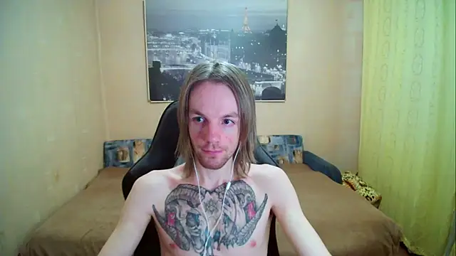 Snapshot of AdamDickens chatting on September 24, 2025, 6:11 pm AdamDickens online show from September 24, 2025, 6:11 pm