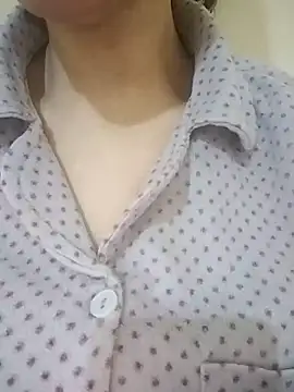 Miss-Lynda online show from February 17, 2026, 4:24 pm