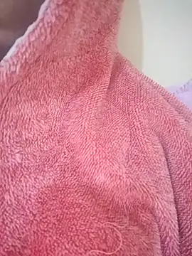 Miss-Lynda online show from March 8, 2026, 2:04 am