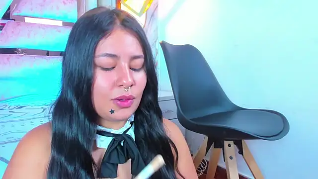 Snapshot of SamaelAndLilitt chatting on November 10, 2025, 10:58 am SamaelAndLilitt online show from November 10, 2025, 10:58 am