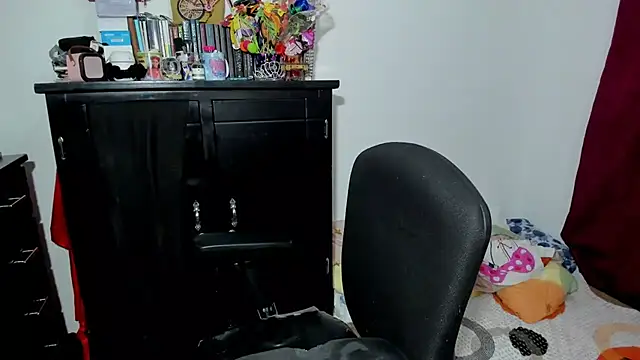 Ivy horse  online show from January 16, 2026, 2:48 am