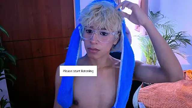 Snapshot of taichi_bluy chatting on November 1, 2025, 3:58 pm taichi bluy online show from November 1, 2025, 3:58 pm