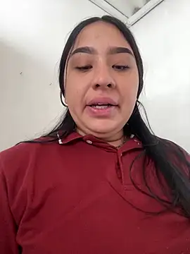 BELLAALEJA online show from June 16, 2026, 7:27 pm