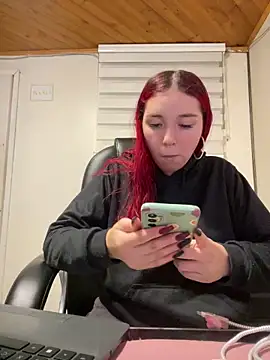 Karen18 boobs online show from October 18, 2025, 1:41 am