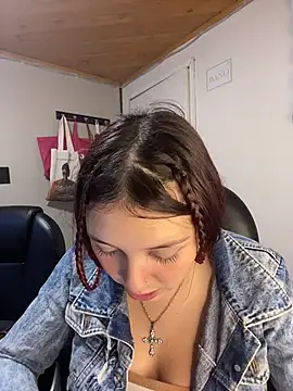Karen18 boobs online show from April 25, 2026, 3:42 am
