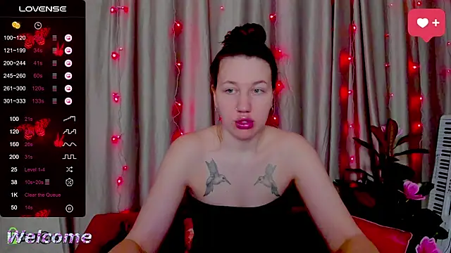 Haley Nikki online show from February 18, 2026, 1:23 am