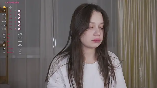 Snapshot of chillgirll chatting on January 6, 2026, 3:49 pm chillgirll online show from January 6, 2026, 3:49 pm