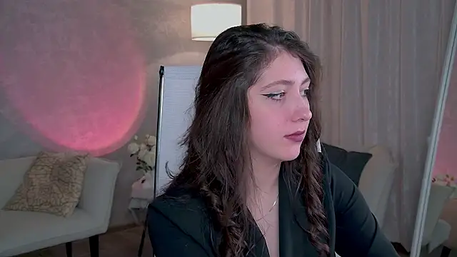 Mary Miiller online show from March 11, 2026, 5:46 am