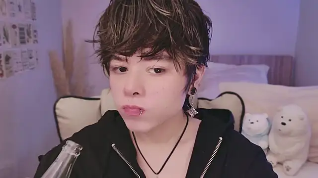 Snapshot of PaulTexx chatting on November 17, 2025, 7:08 pm PaulTexx online show from November 17, 2025, 7:08 pm