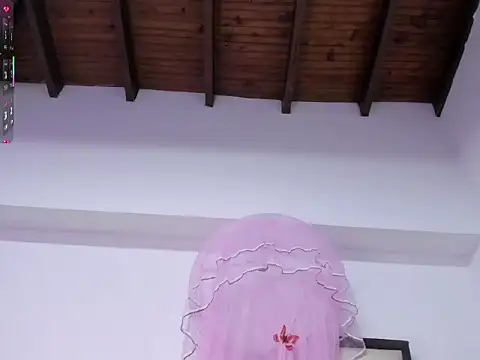 Snapshot of Avi_Winklar chatting on March 10, 2026, 4:06 am Avi Winklar online show from March 10, 2026, 4:06 am