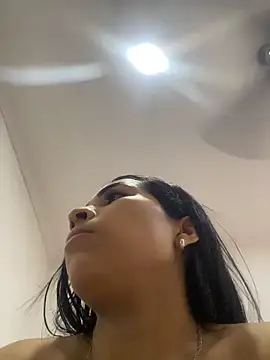 Rosa 25x online show from May 7, 2026, 12:32 pm