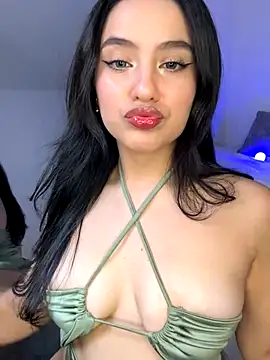 Snapshot of lunatorch chatting on October 14, 2025, 5:03 pm lunatorch online show from October 14, 2025, 5:03 pm