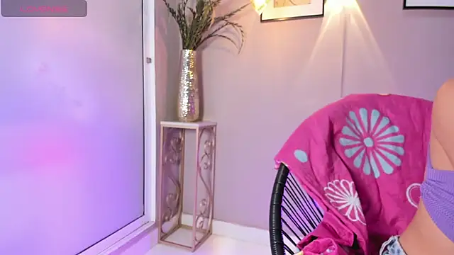 Snapshot of dulce_fiore07 chatting on September 25, 2025, 12:42 pm dulce fiore07 online show from September 25, 2025, 12:42 pm