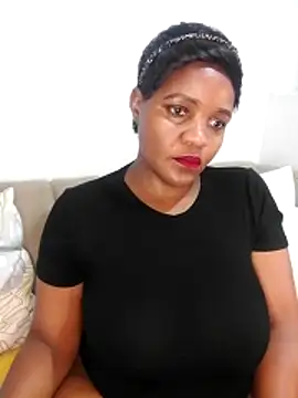 ChubbyBitch26 online show from May 5, 2026, 8:17 pm