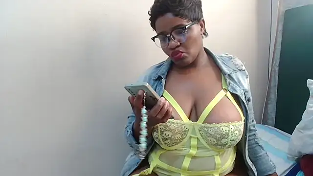 ChubbyBitch26 online show from July 15, 2026, 2:11 pm