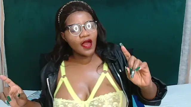 ChubbyBitch26 online show from July 20, 2026, 9:28 pm