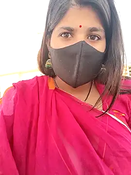 Snapshot of MISS_RIYA14 chatting on November 14, 2025, 11:31 am MISS RIYA14 online show from November 14, 2025, 11:31 am