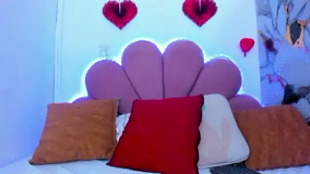 minnari online show from March 12, 2026, 11:44 pm