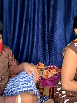 SEXY-SIMI-BHABI online show from December 2, 2025, 8:08 am