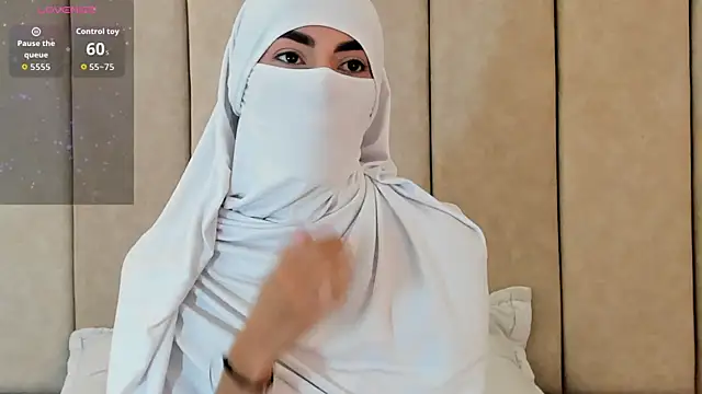  Zahiira  online show from October 10, 2025, 11:53 am