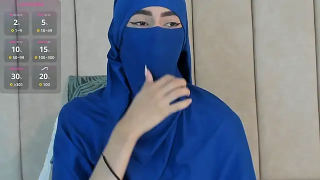  Zahiira  online show from November 20, 2025, 12:05 pm