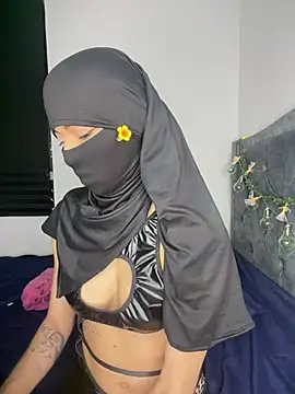 Snapshot of _Zahiira_ chatting on July 17, 2026, 12:12 pm Zahiira online show from July 17, 2026, 12:12 pm