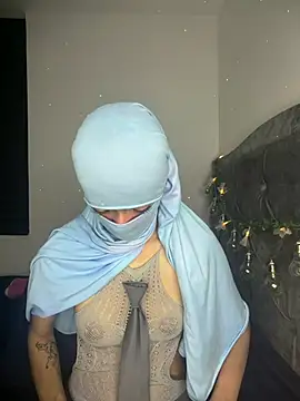Snapshot of _Zahiira_ chatting on July 18, 2026, 11:58 am Zahiira online show from July 18, 2026, 11:58 am