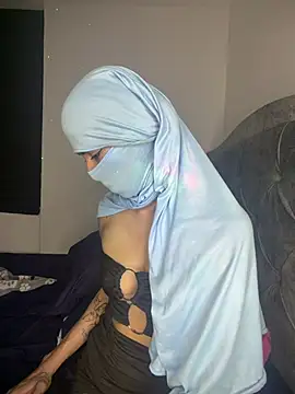 Snapshot of _Zahiira_ chatting on July 30, 2026, 12:04 pm Zahiira online show from July 30, 2026, 12:04 pm
