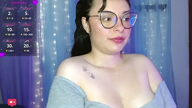 Camila Ord online show from October 1, 2025, 6:58 pm