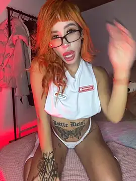 Snapshot of ScarlettRusso1 chatting on May 10, 2026, 11:10 pm ScarlettRusso1 online show from May 10, 2026, 11:10 pm