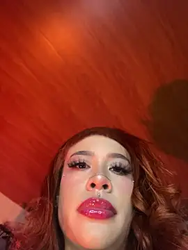 Snapshot of ScarlettRusso1 chatting on June 23, 2026, 11:03 pm ScarlettRusso1 online show from June 23, 2026, 11:03 pm
