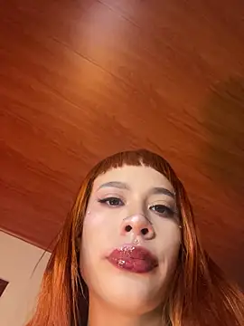 Snapshot of ScarlettRusso1 chatting on June 30, 2026, 9:49 pm ScarlettRusso1 online show from June 30, 2026, 9:49 pm