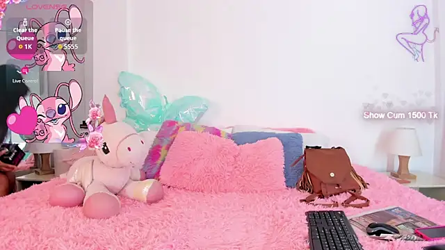 Snapshot of Ariana-Fernandez chatting on September 25, 2025, 12:42 pm Ariana-Fernandez online show from September 25, 2025, 12:42 pm