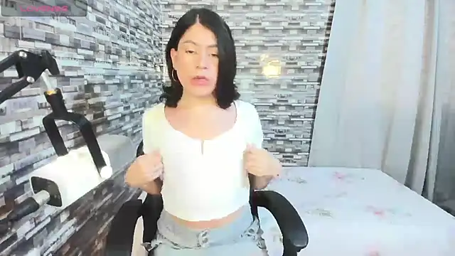 Snapshot of xxxEmmaxx chatting on March 6, 2026, 9:55 pm xxxEmmaxx online show from March 6, 2026, 9:55 pm