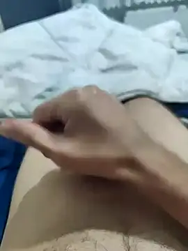 Snapshot of emrekzlk52 chatting on December 13, 2025, 7:53 pm emrekzlk52 online show from December 13, 2025, 7:53 pm