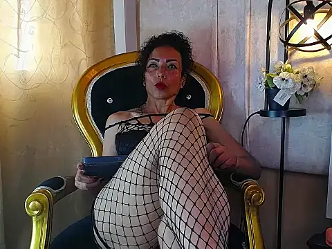 brendaliive online show from November 11, 2025, 7:03 pm