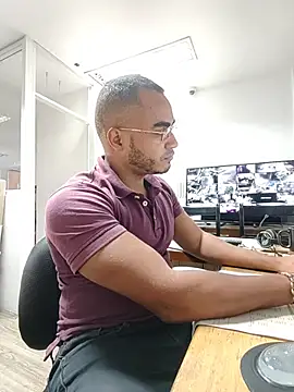 SanChacal5694 online show from July 14, 2026, 10:15 pm