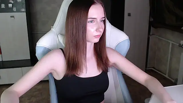 Snapshot of Cutti_Crystal chatting on November 5, 2025, 11:43 am Cutti Crystal online show from November 5, 2025, 11:43 am