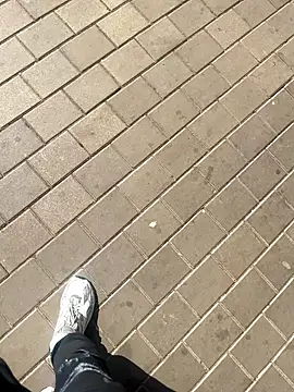 Snapshot of kamo012000 chatting on December 15, 2025, 1:26 pm kamo012000 online show from December 15, 2025, 1:26 pm