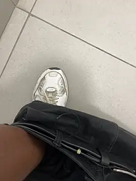 Snapshot of kamo012000 chatting on February 2, 2026, 6:56 am kamo012000 online show from February 2, 2026, 6:56 am